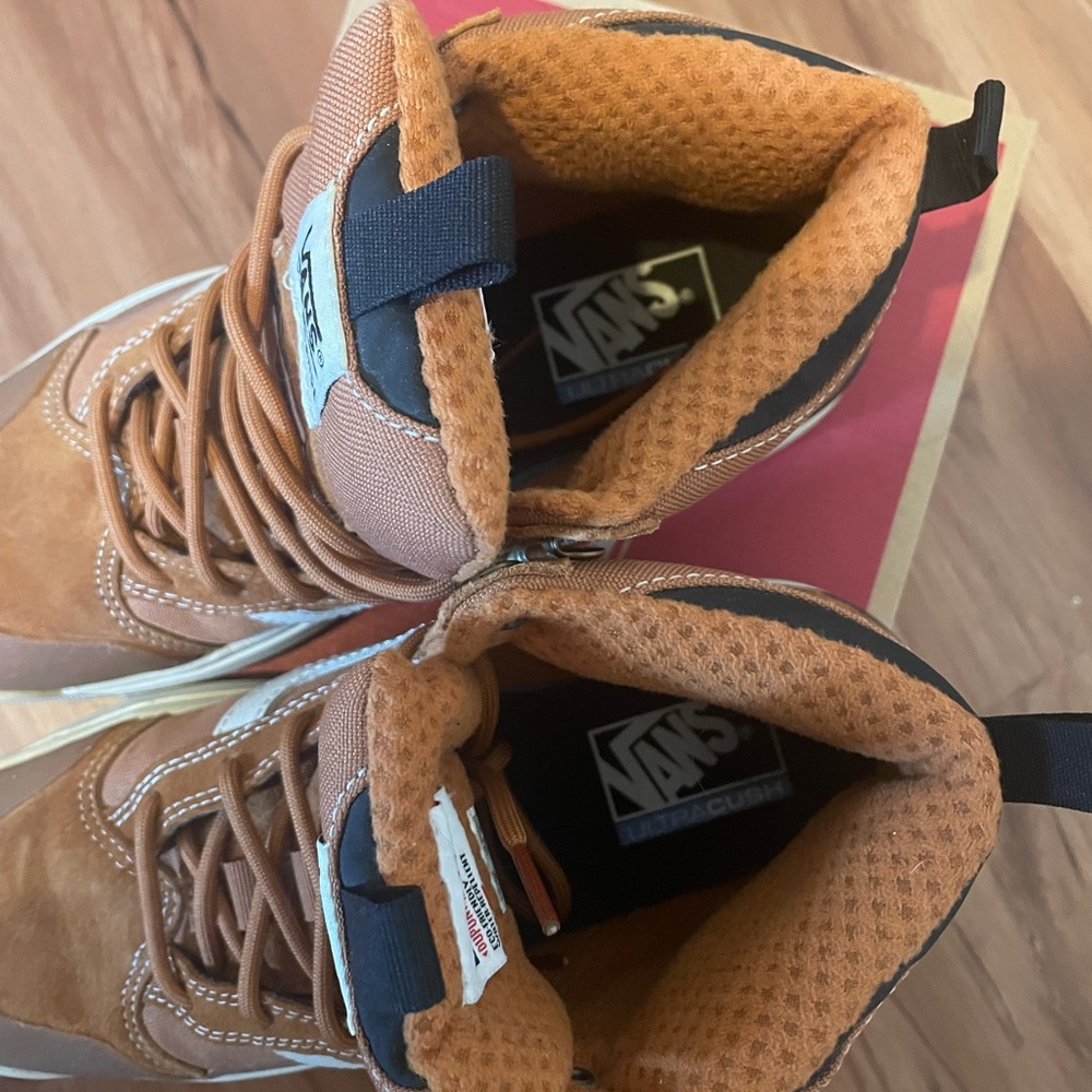 Vans UltraRange EXO Hi MTE Men's Tan High-Top Sneakers - Picture 3 of 8